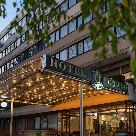 Hotel Grand SJJ Exterior foto