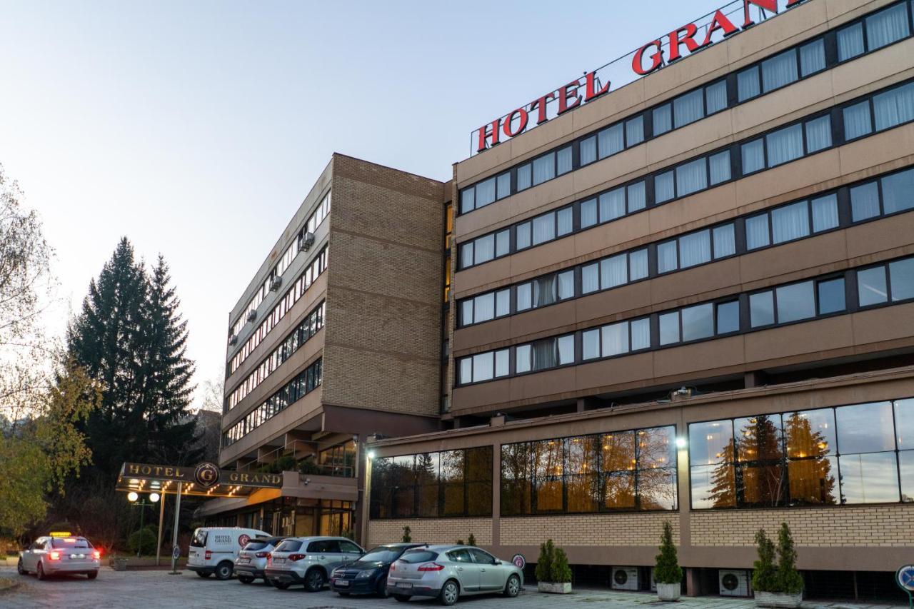 Hotel Grand SJJ Exterior foto