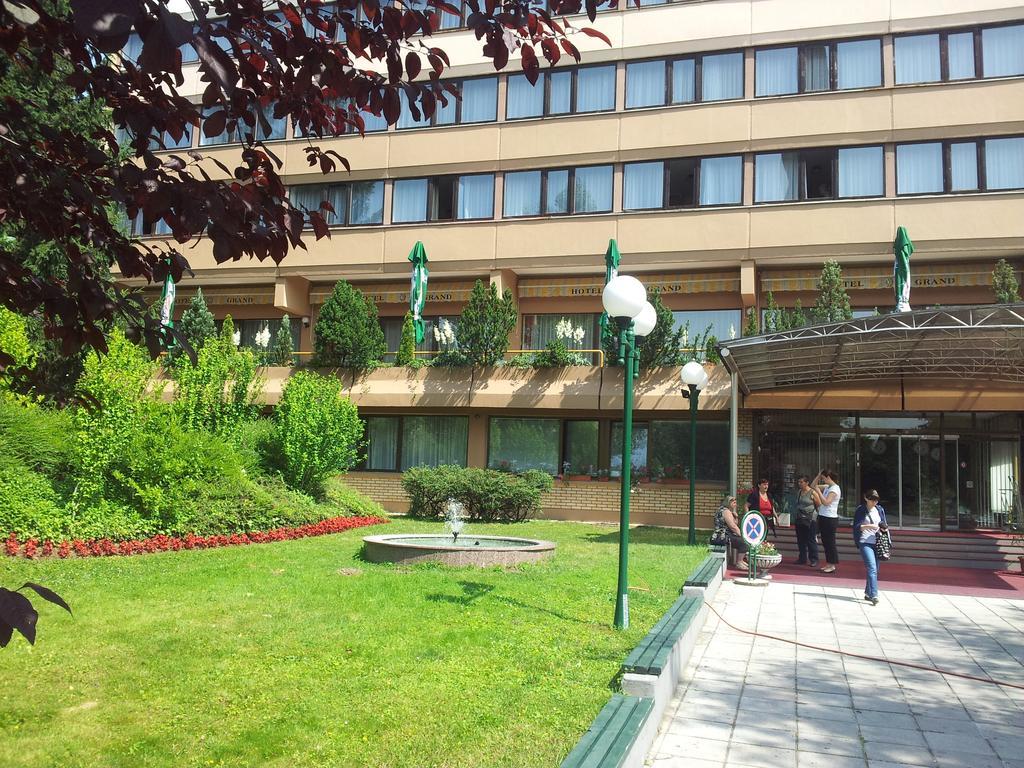 Hotel Grand SJJ Exterior foto